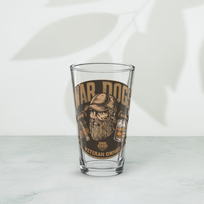 Shaker pint glass